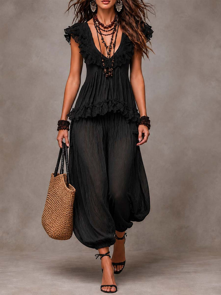 Black Bohemian V-Cut Set