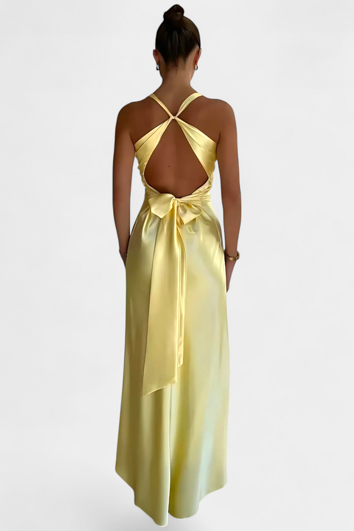 Elegant Lea Dress with Gathered Waist and V-Neck