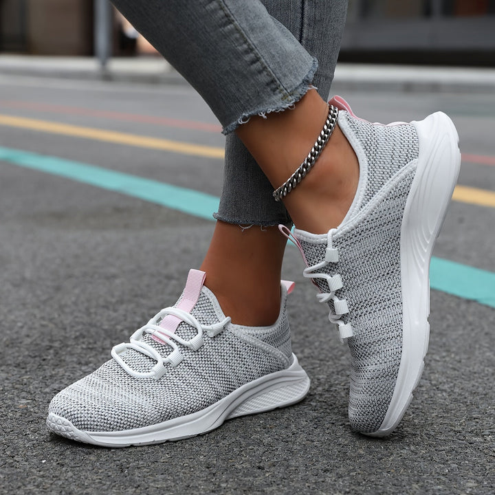 Ultra-light and breathable trainers