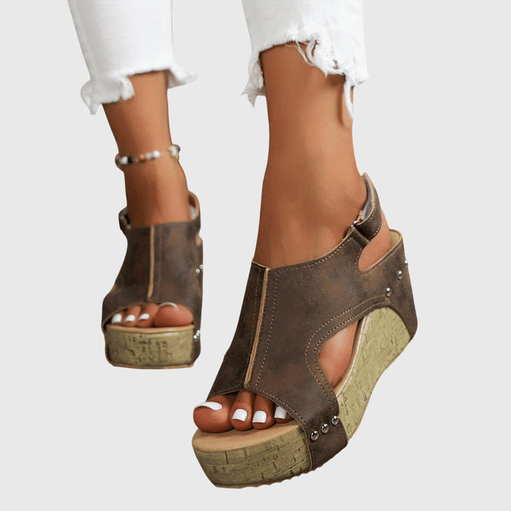 Lucinda - Chic Orthopaedic Sandals