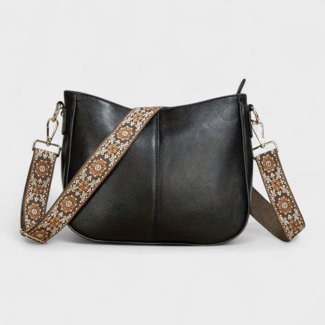Biserka - Bag with a Practical Handle