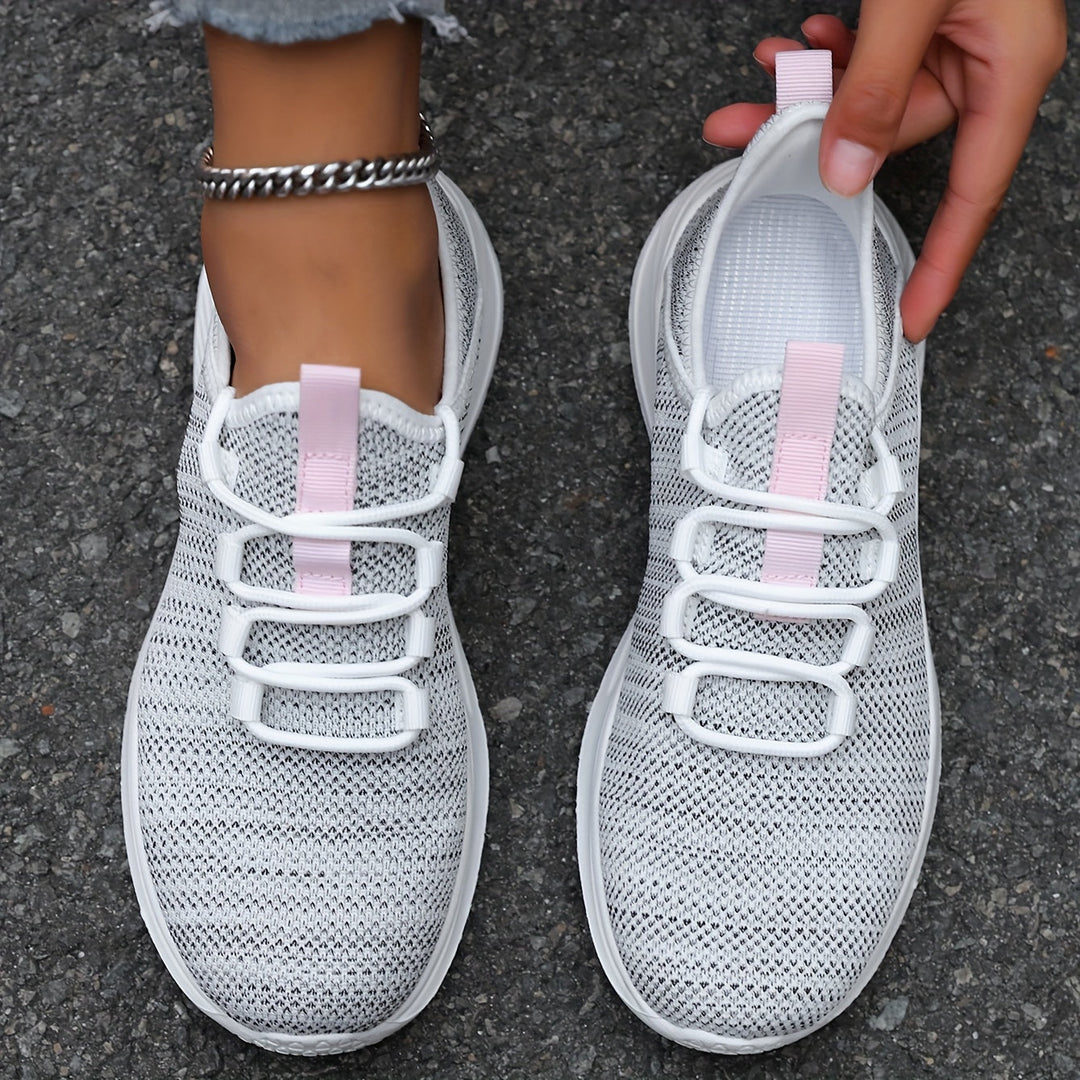 Ultra-lightweight and breathable trainers