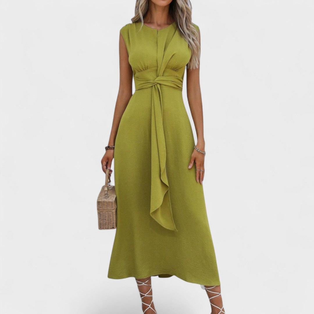 Andrea - Elegant sleeveless long dress with round neckline