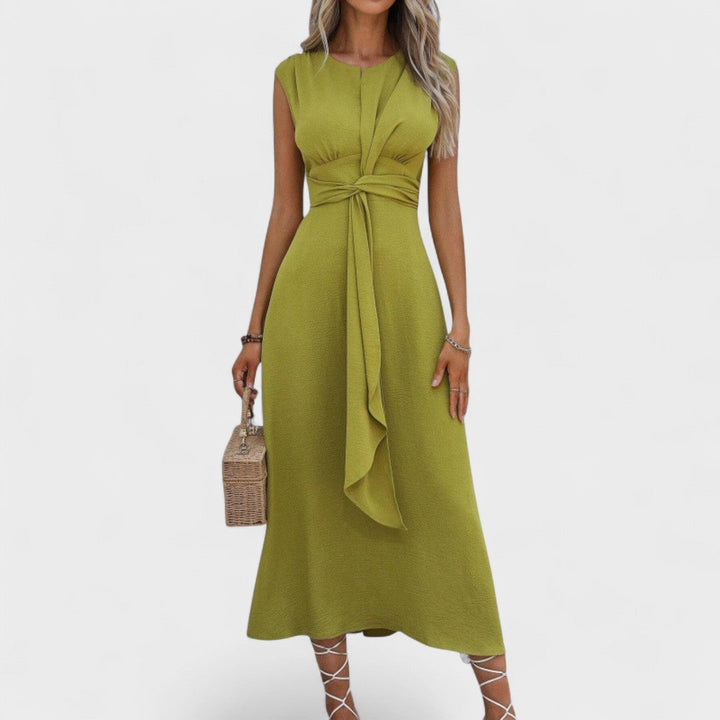 Andrea - Elegant sleeveless long dress with round neckline