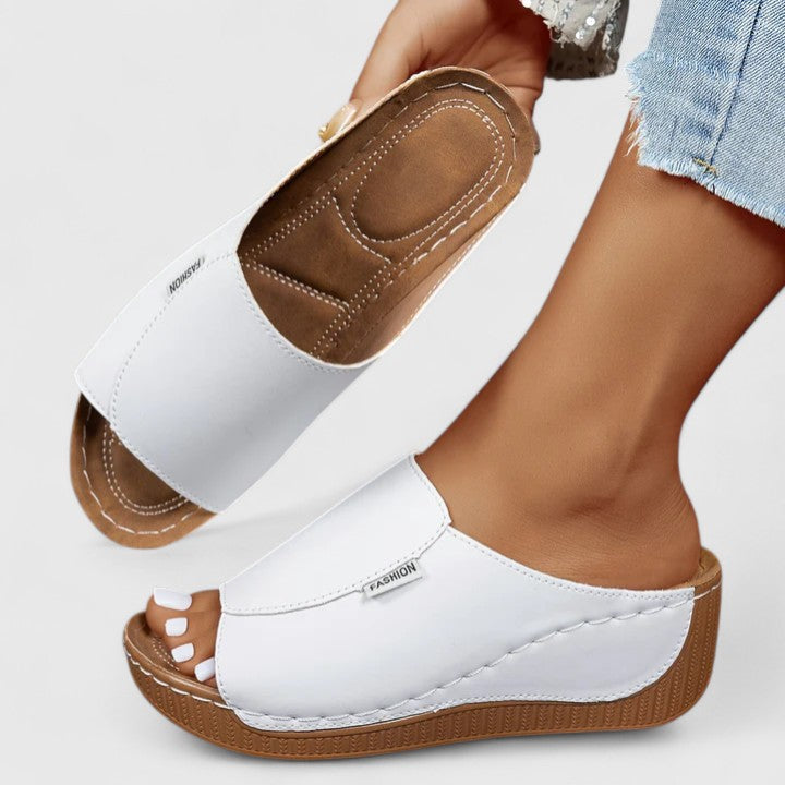 Amiralie - Lightweight and Elegant Sandals