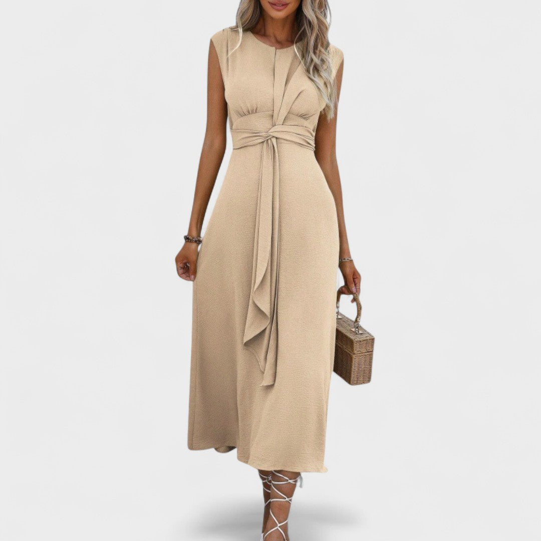 Andrea - Elegant sleeveless long dress with round neckline