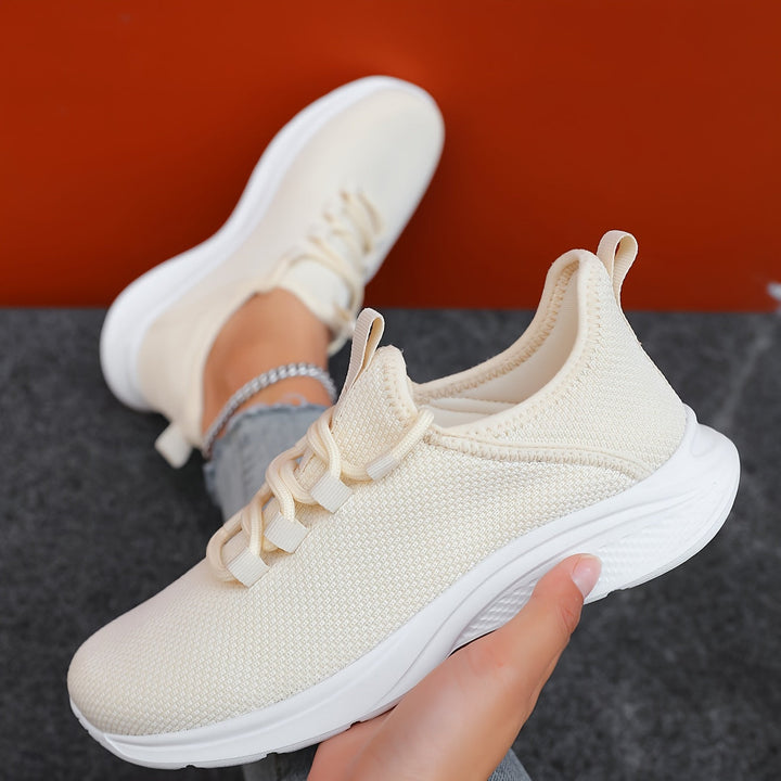 Ultra-lightweight and breathable trainers