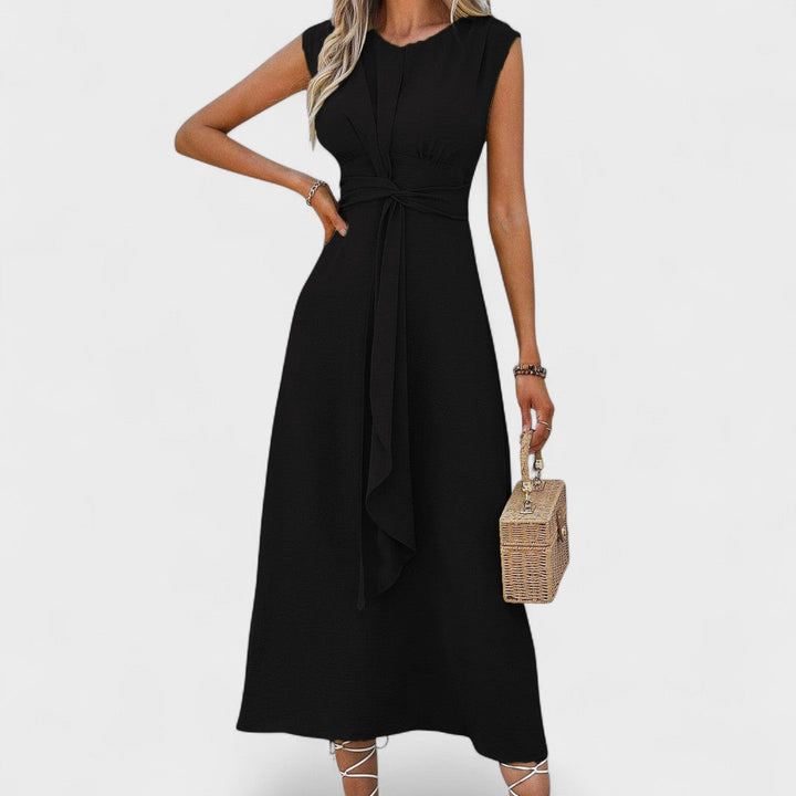 Andrea - Elegant sleeveless long dress with round neckline