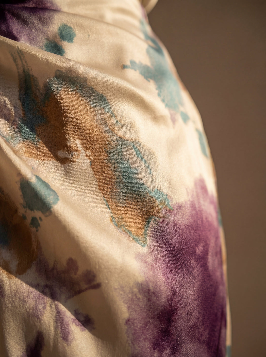 Valeria – Luxury Dress with Watercolour Pattern