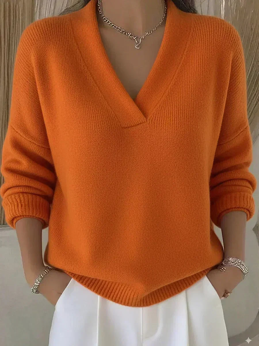 Violette | Large Blouse with V Cut