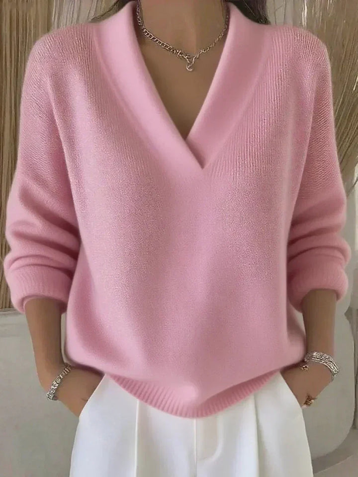 Violette | Large Blouse with V Cut