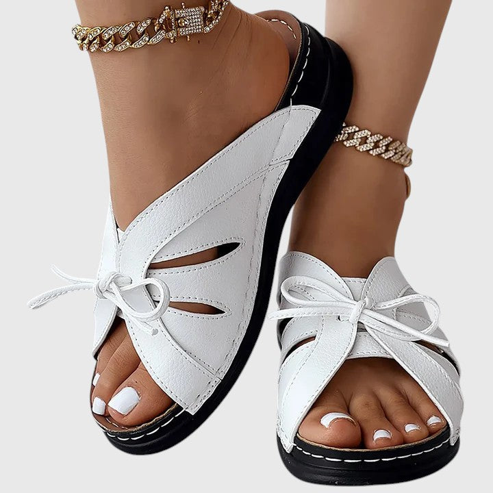 Darcy - Chic Sandals to Wear with Ribbon