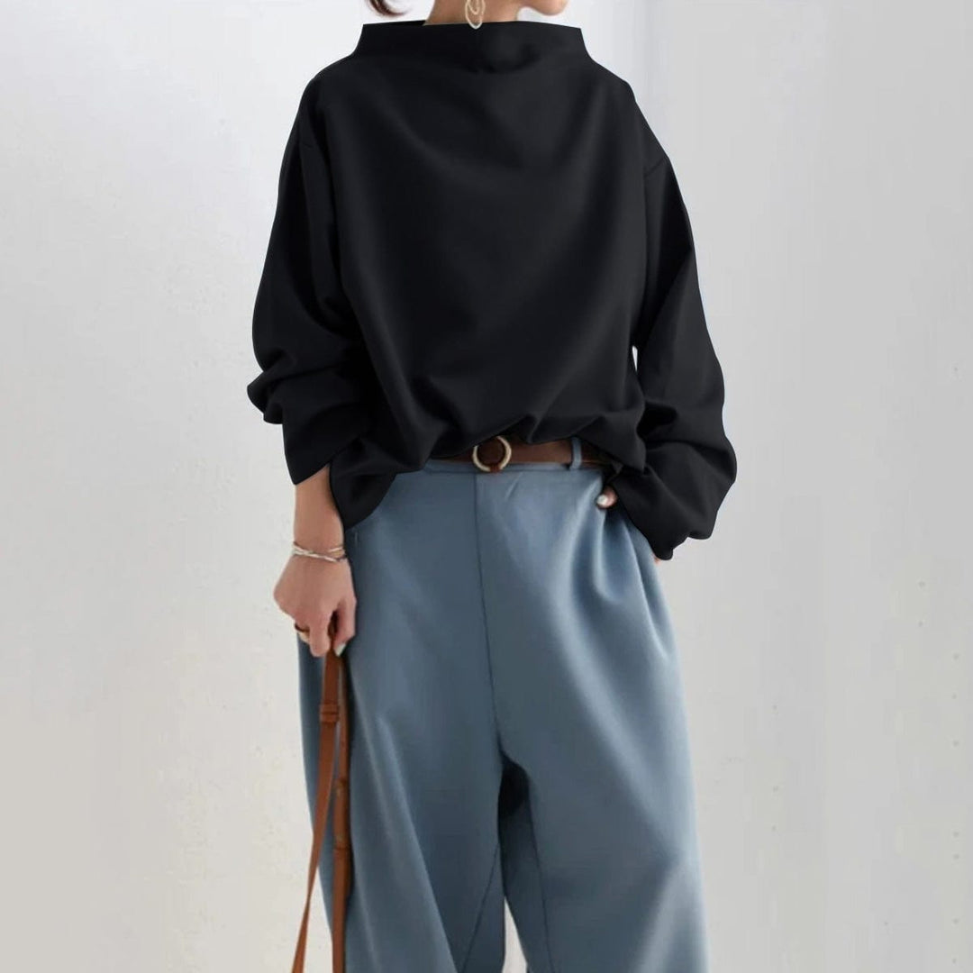Lisa | Casual Top with High Neck