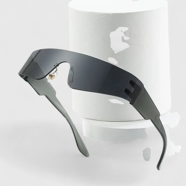 Skyllarr | Stylish Sunglasses