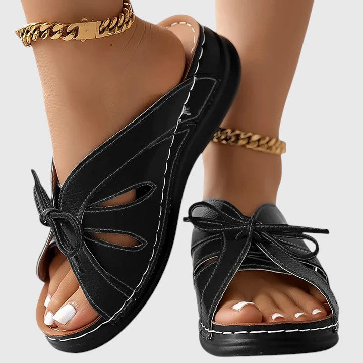 Darcy - Chic Sandals to Wear with Ribbon