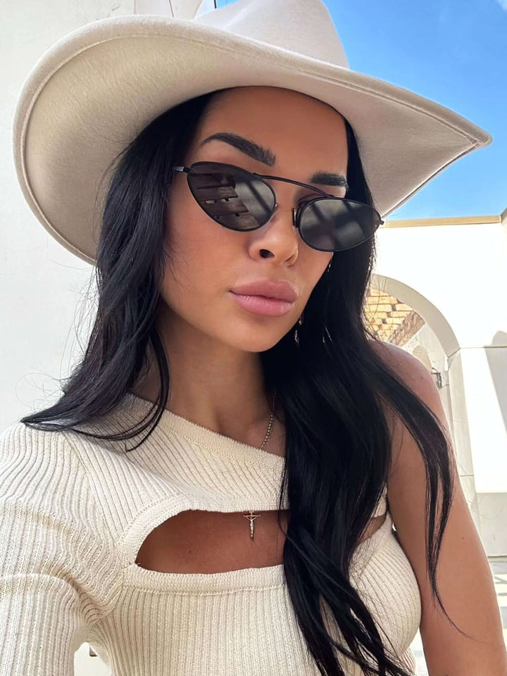 Navaya | Luxury Glasses