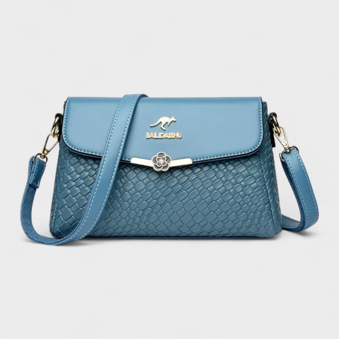 Erna - Small Luxury