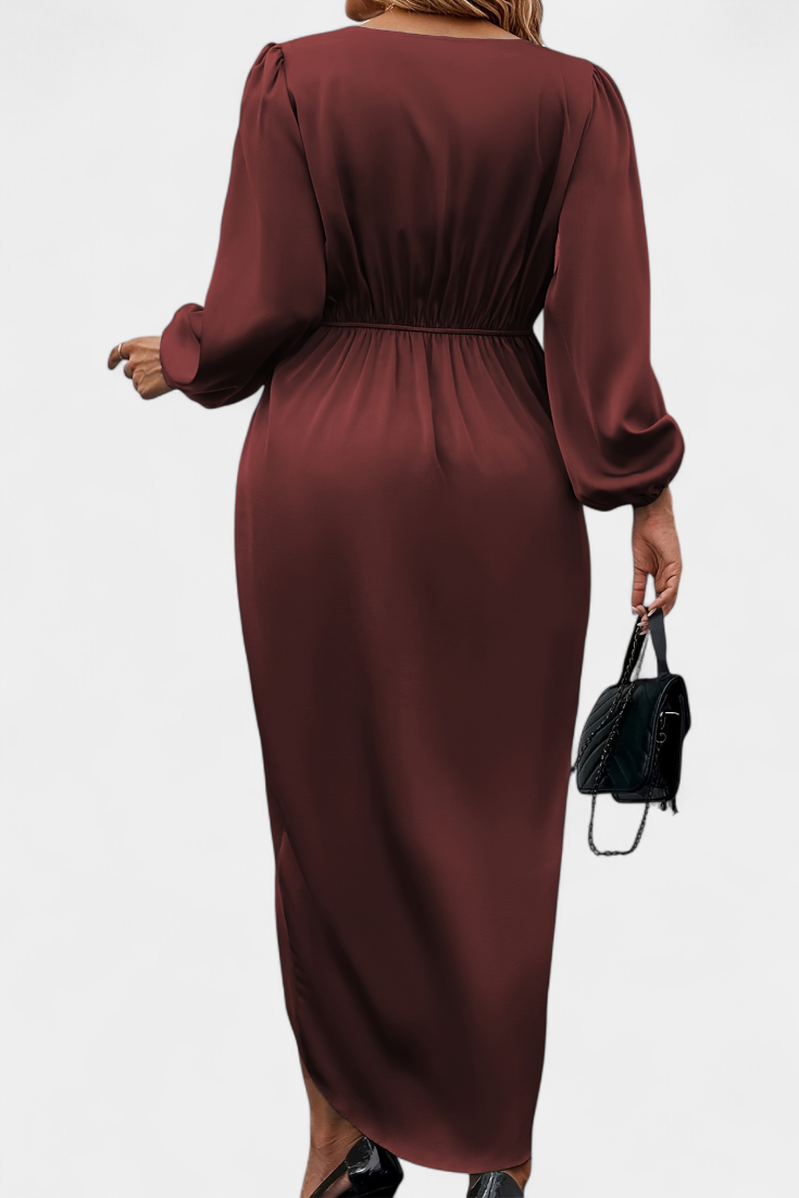 Andrea - Elegant Long Dress with V-Neck and Side Slit