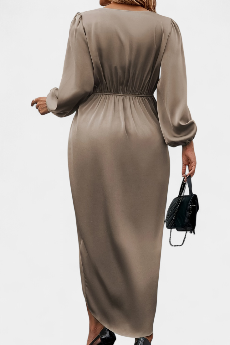 Andrea - Elegant Long Dress with V-Neck and Side Slit