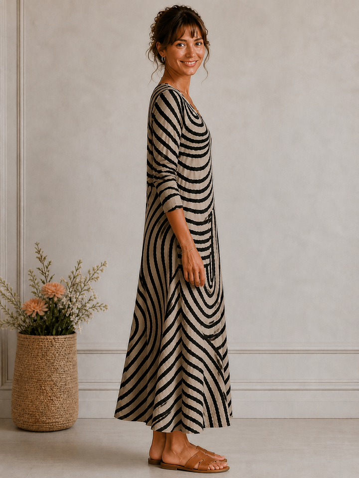 Grace – Elegant Dress with Pattern